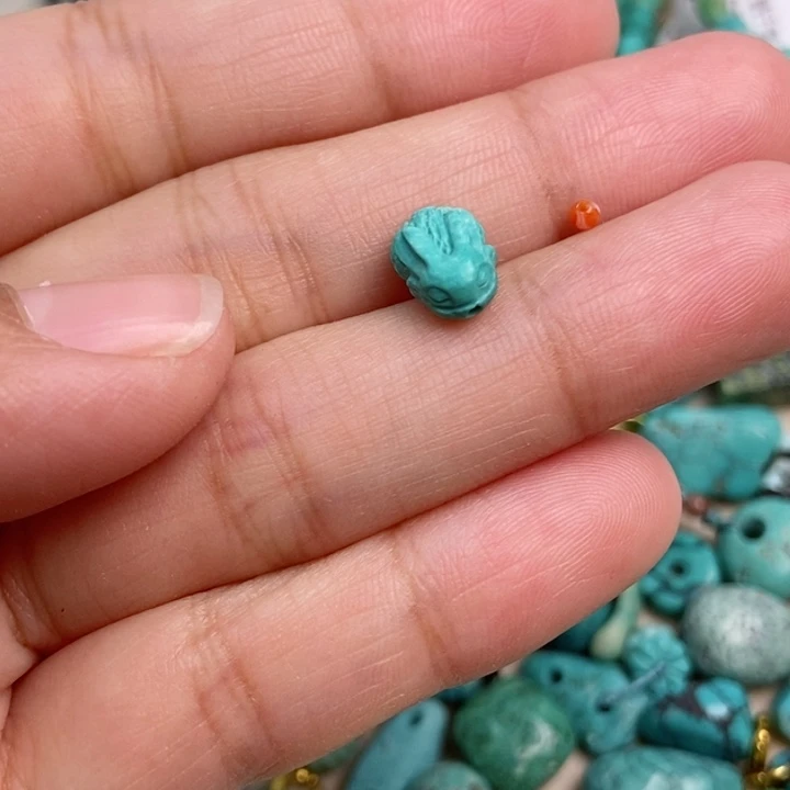 南红玛瑙未镶嵌珠宝奇石