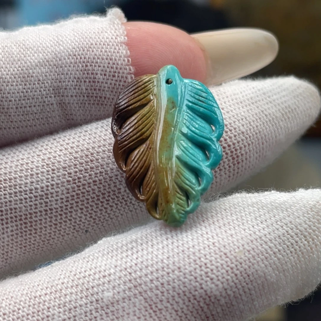 绿松石未镶嵌挂件