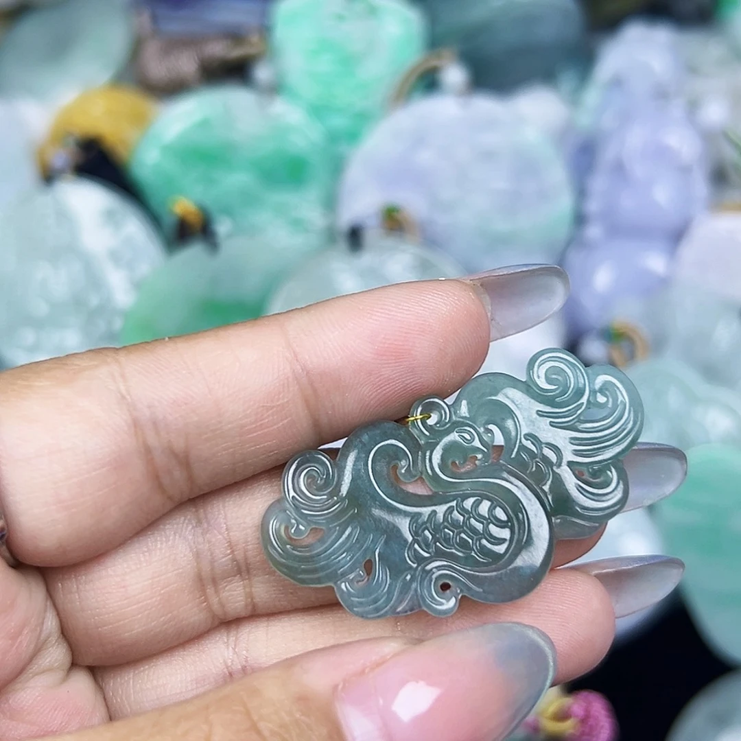 翡翠未镶嵌吊坠(不含链)111