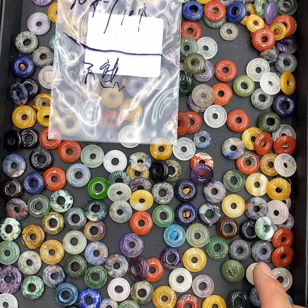 玛瑙/玉髓颈饰合金