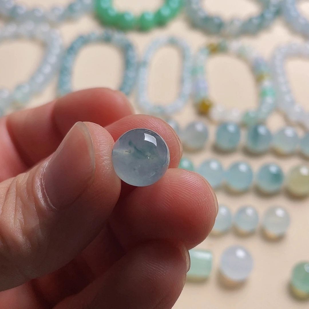 未镶嵌手链翡翠M*u天然缅甸翡翠A货，11.2mm