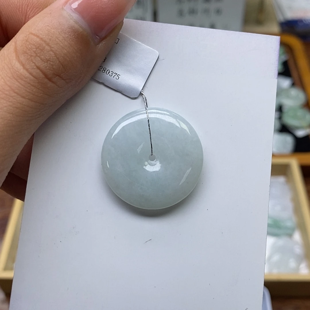 【闪购商品】翡翠颈饰未镶嵌平安扣