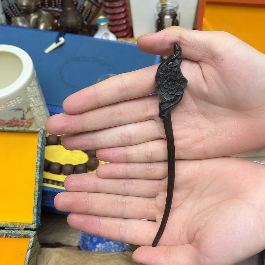 大叶紫檀（黑酸枝木类）