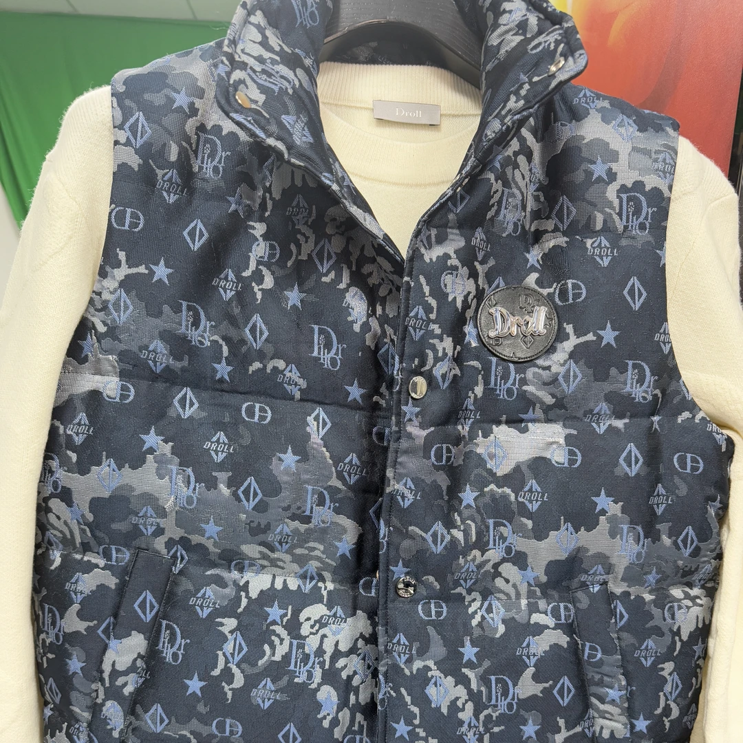 冬季新款羽绒马夹时尚保暖必备DAD65Y3001