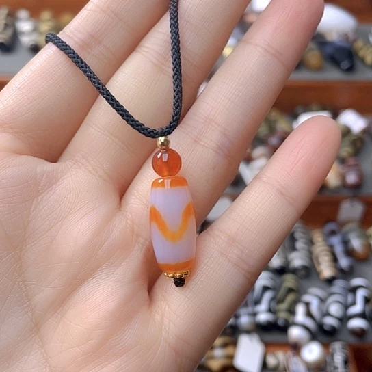 未镶嵌颈饰玛瑙/玉髓