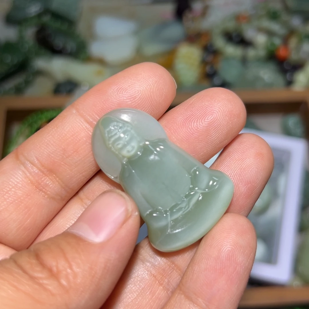 冬***雪和田玉未镶嵌挂件