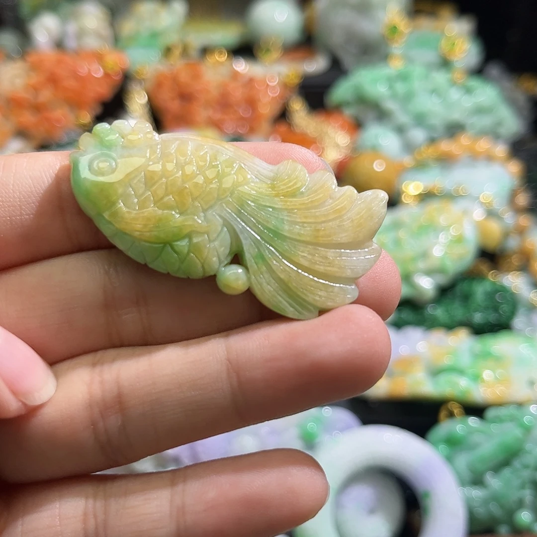 颈饰未镶嵌翡翠待编织