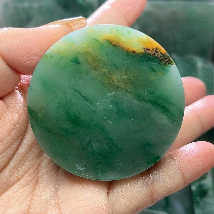 定制石英质玉定制天然非洲翠镯心