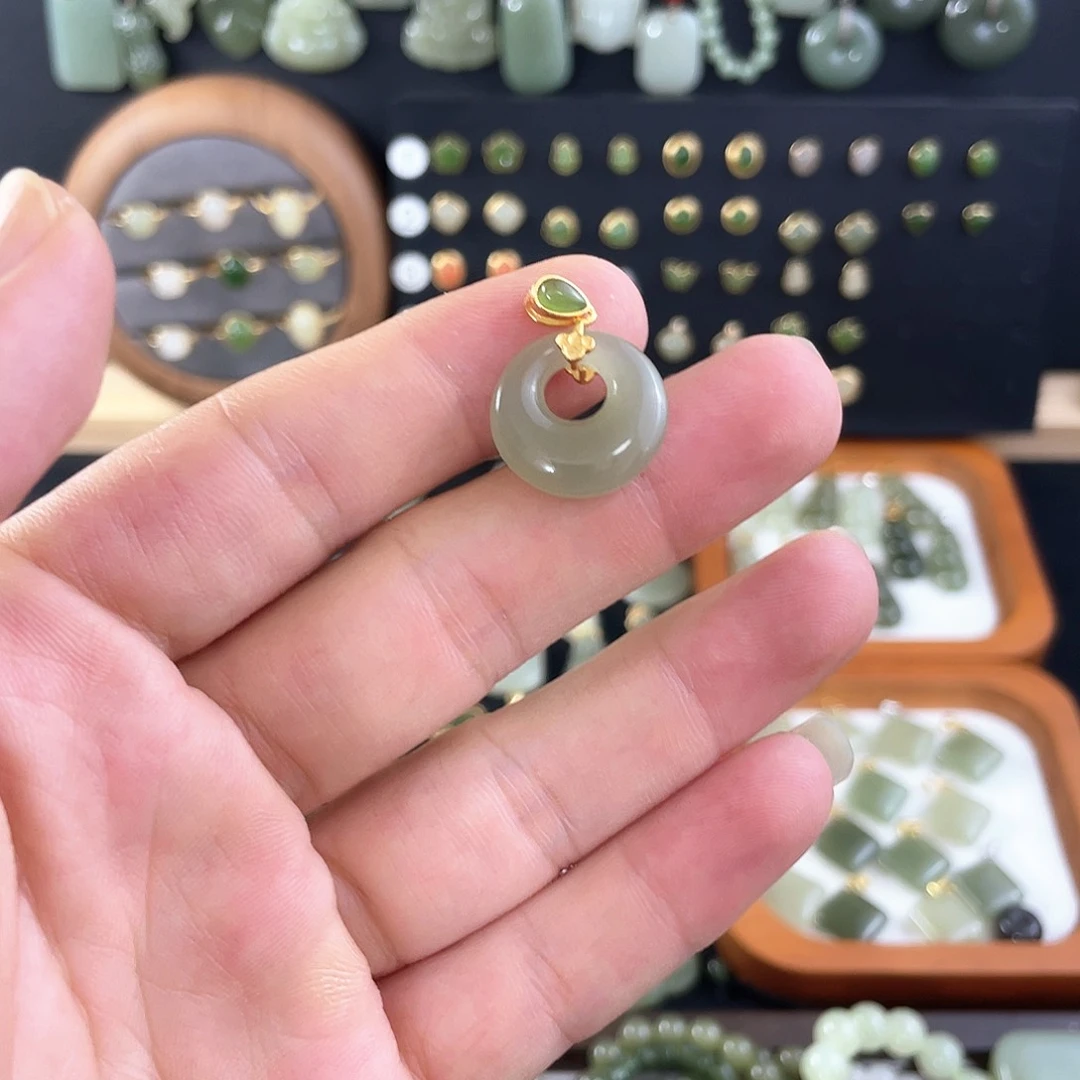 和田玉银S925镶嵌颈饰