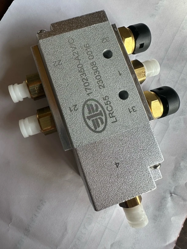 解放J7随动阀总成