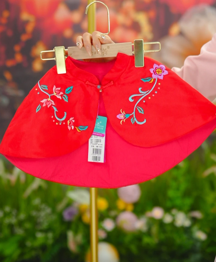 汪小荷品牌清货女童中国风9a凤来仪披肩D81101