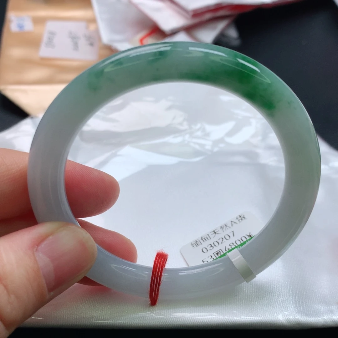 翡翠手镯未镶嵌缅甸翡翠5354