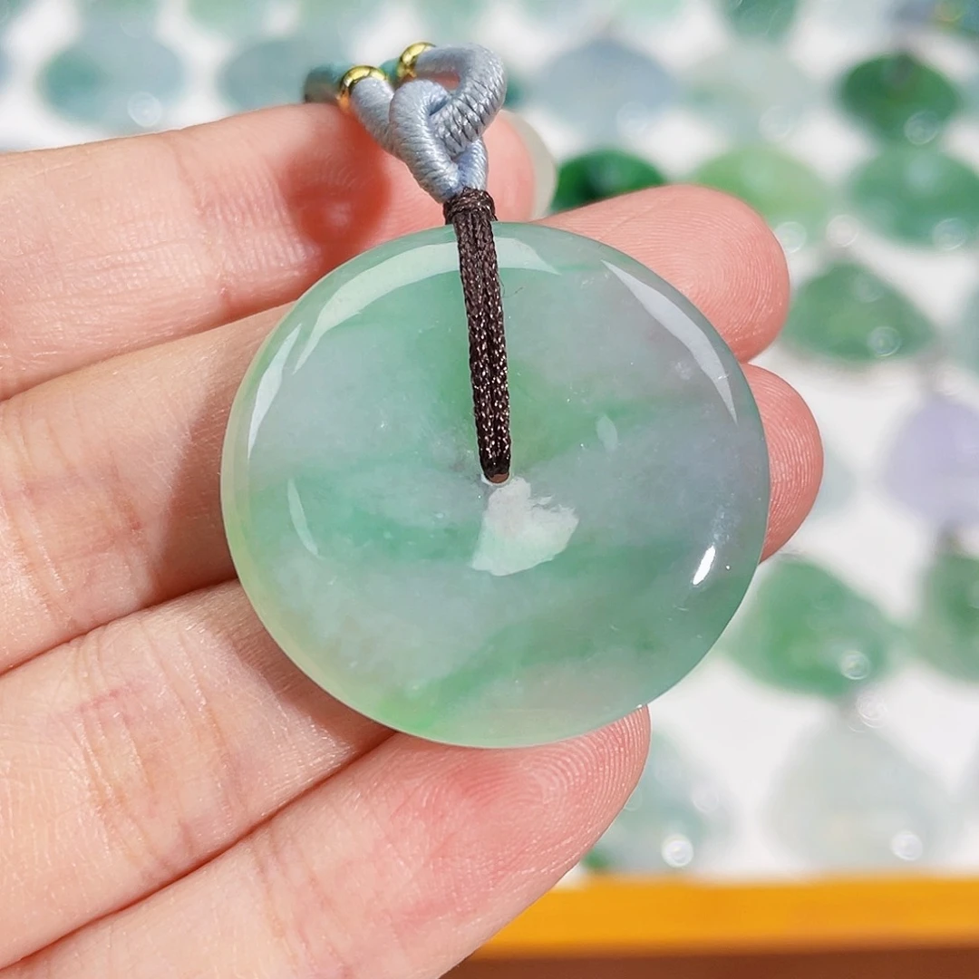 颈饰未镶嵌翡翠吊坠