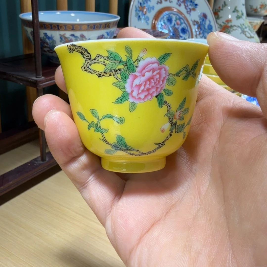 黄地12花神石榴花瑕疵