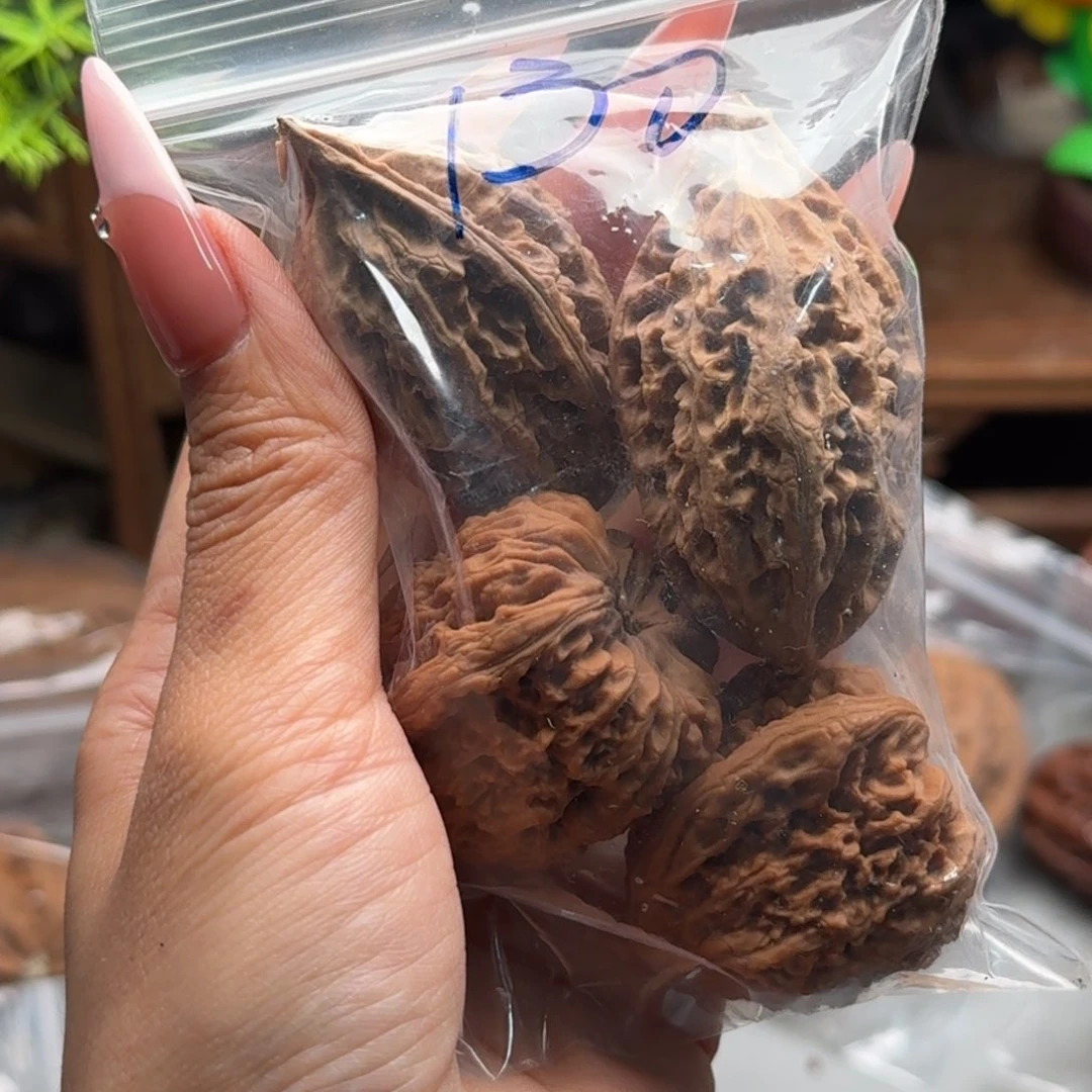 文玩核桃把件关东木子楸百核130