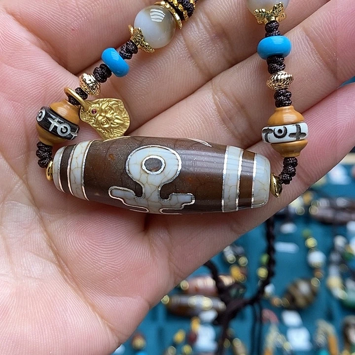 玛瑙/玉髓颈饰合金