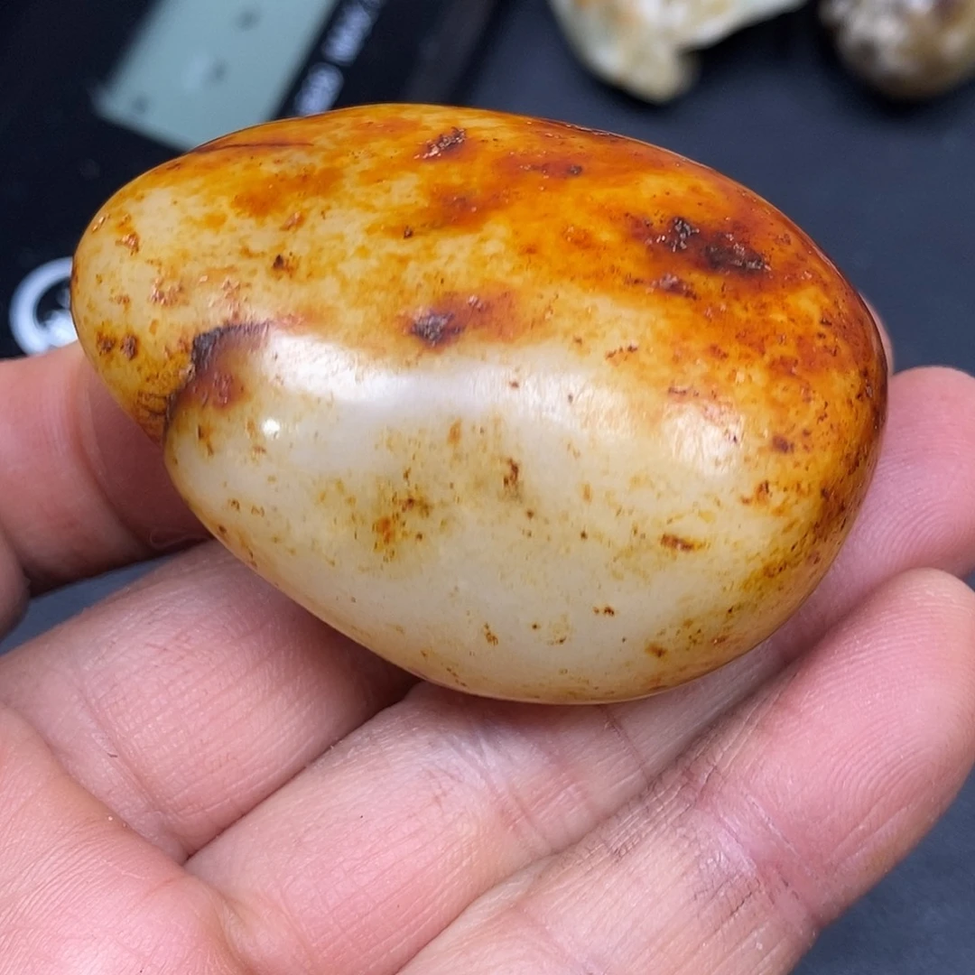 和田玉未镶嵌珠宝奇石