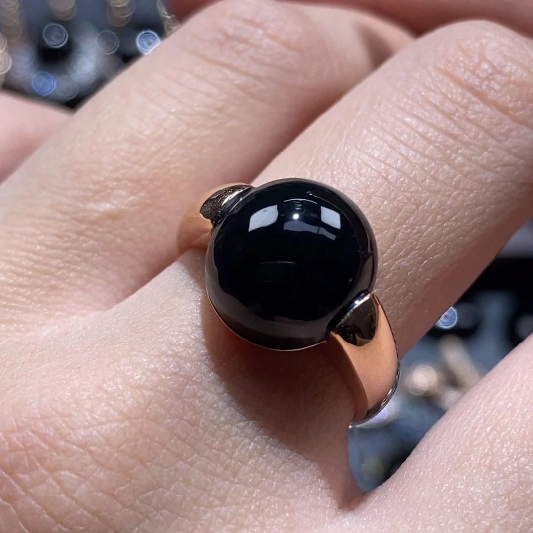 18K金镶嵌戒指翡翠