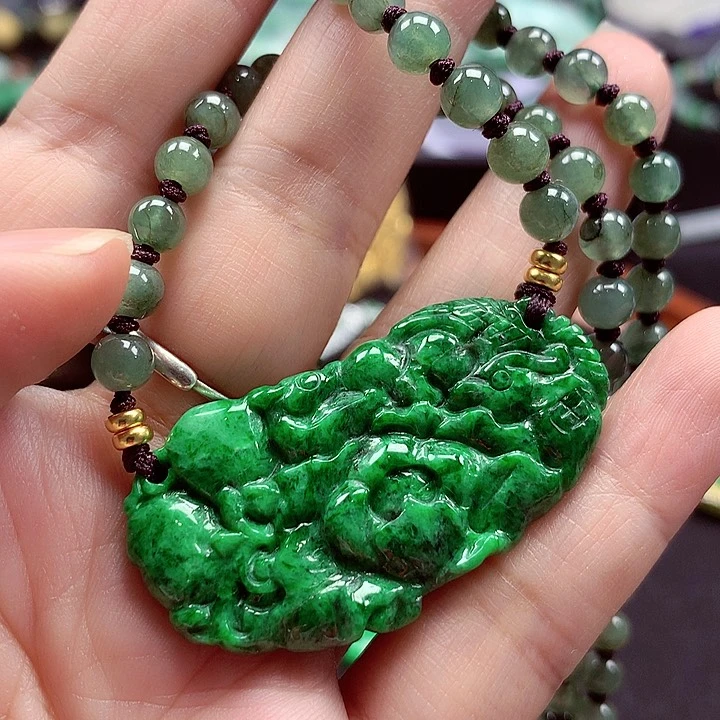 颈饰未镶嵌翡翠翡翠