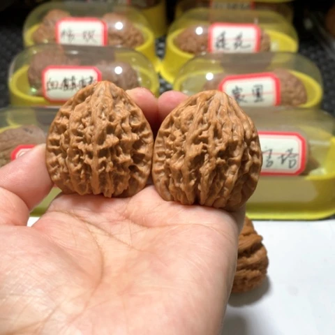 吊坠文玩核桃京八对