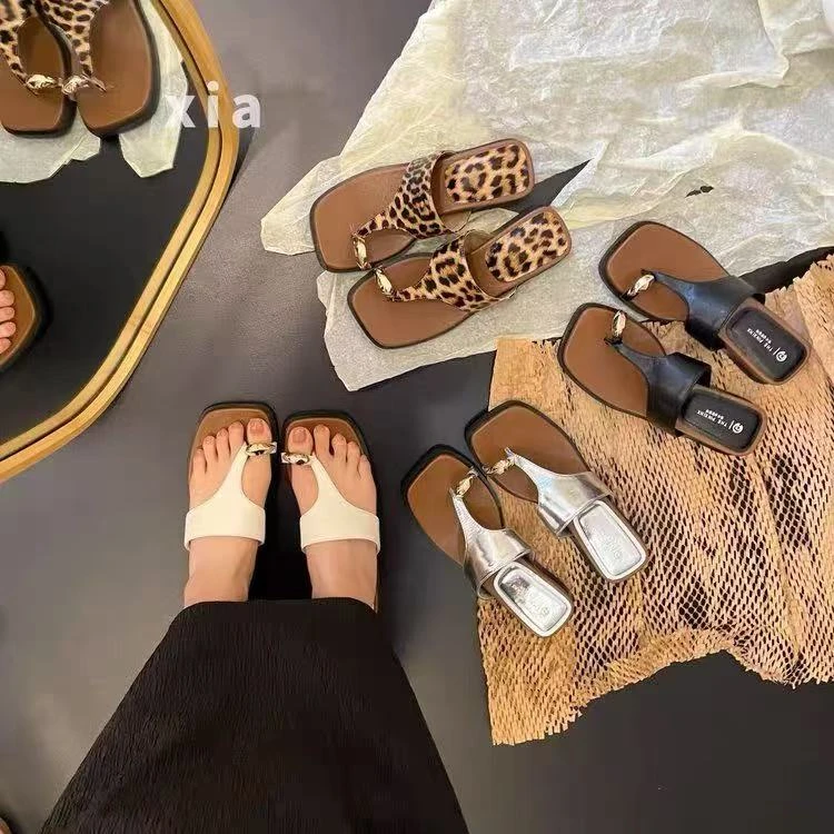 露趾包头拖鞋女2024夏季新款平跟平底复古罗马外穿百搭凉拖鞋