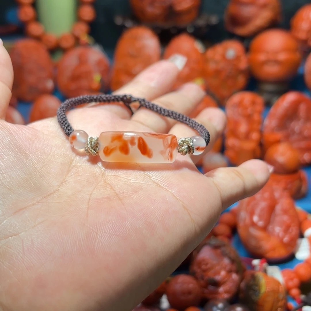 南红玛瑙雕刻未镶嵌