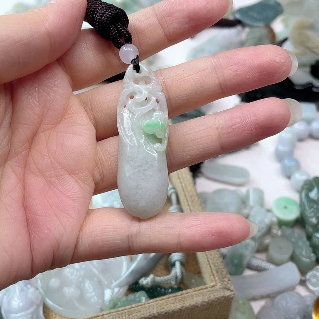 未镶嵌定制翡翠翡翠