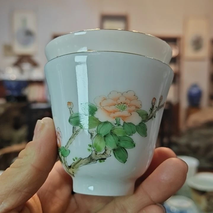 远*景德镇手工手绘花卉主人杯