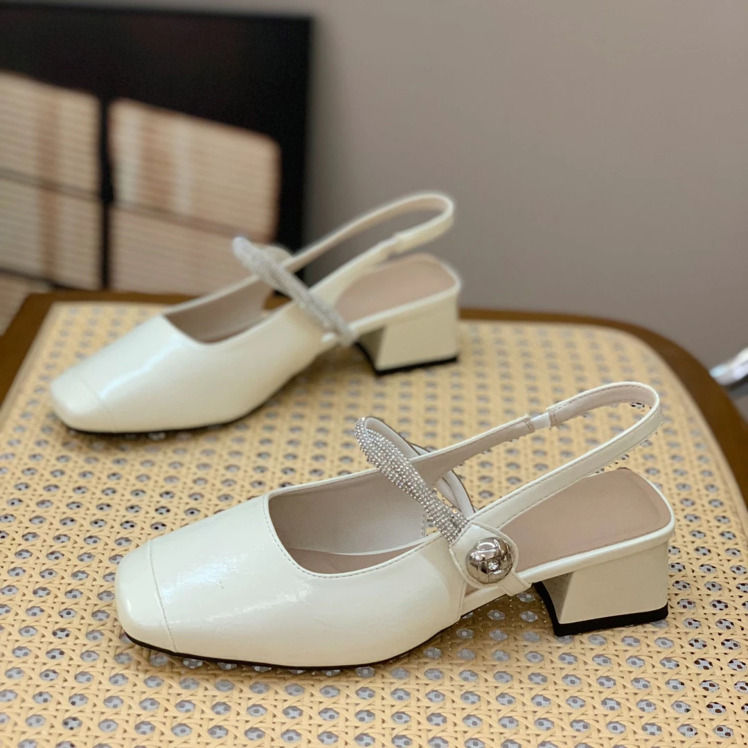 法式一字带水钻包头凉鞋女2025夏季新款粗跟厚底仙女风气质玛丽珍