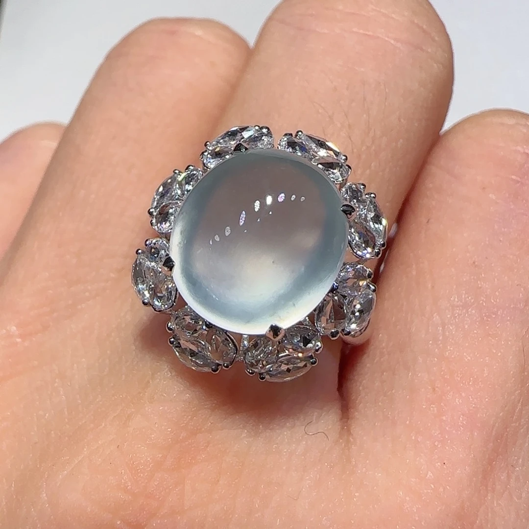 翡翠戒指18K金镶嵌戒指