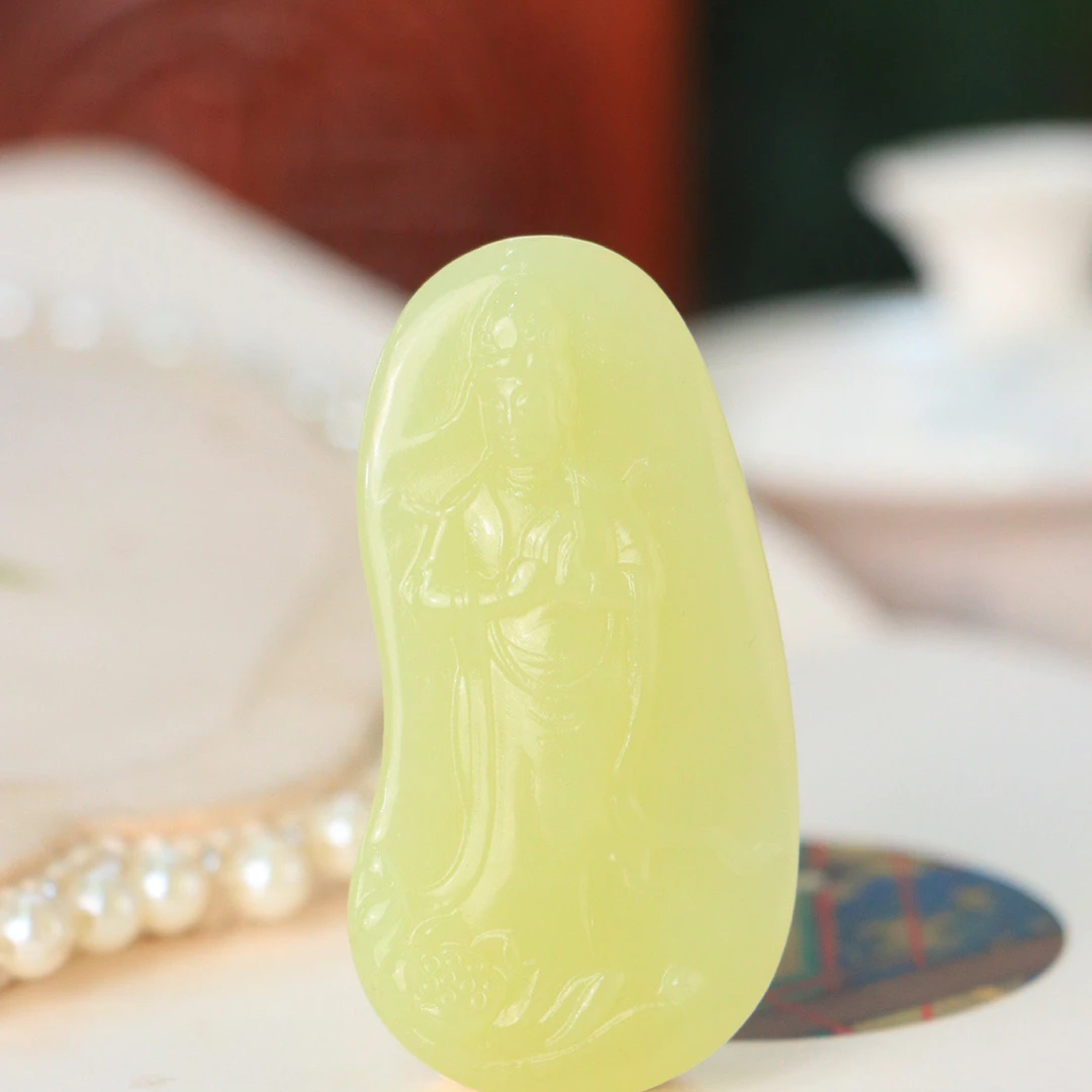 新疆和田玉黄口润度十足油润细腻佩戴大气