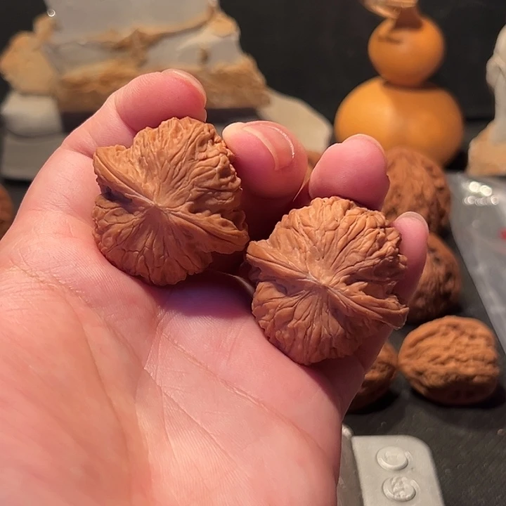 文玩核桃把件房山一代磨盘37.5正磨