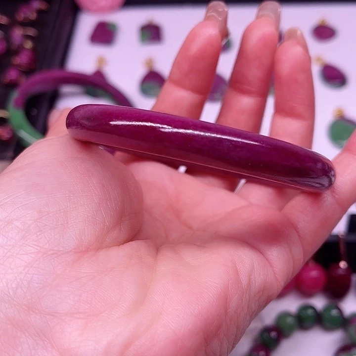 红宝石收藏级别手镯