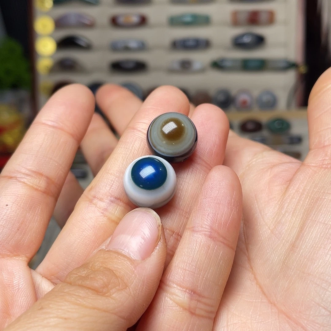 愚***生玛瑙/玉髓未镶嵌珠宝奇石