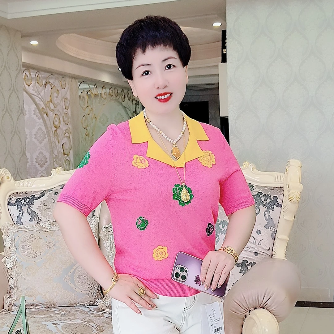 29606  A档靓丽高贵花纹短袖