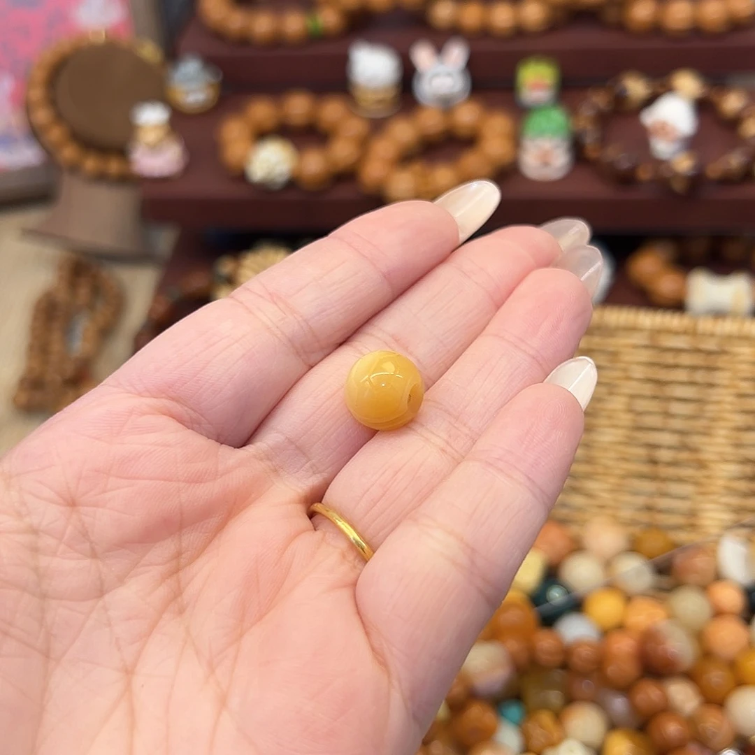 库克手串?***着缅黄富甲