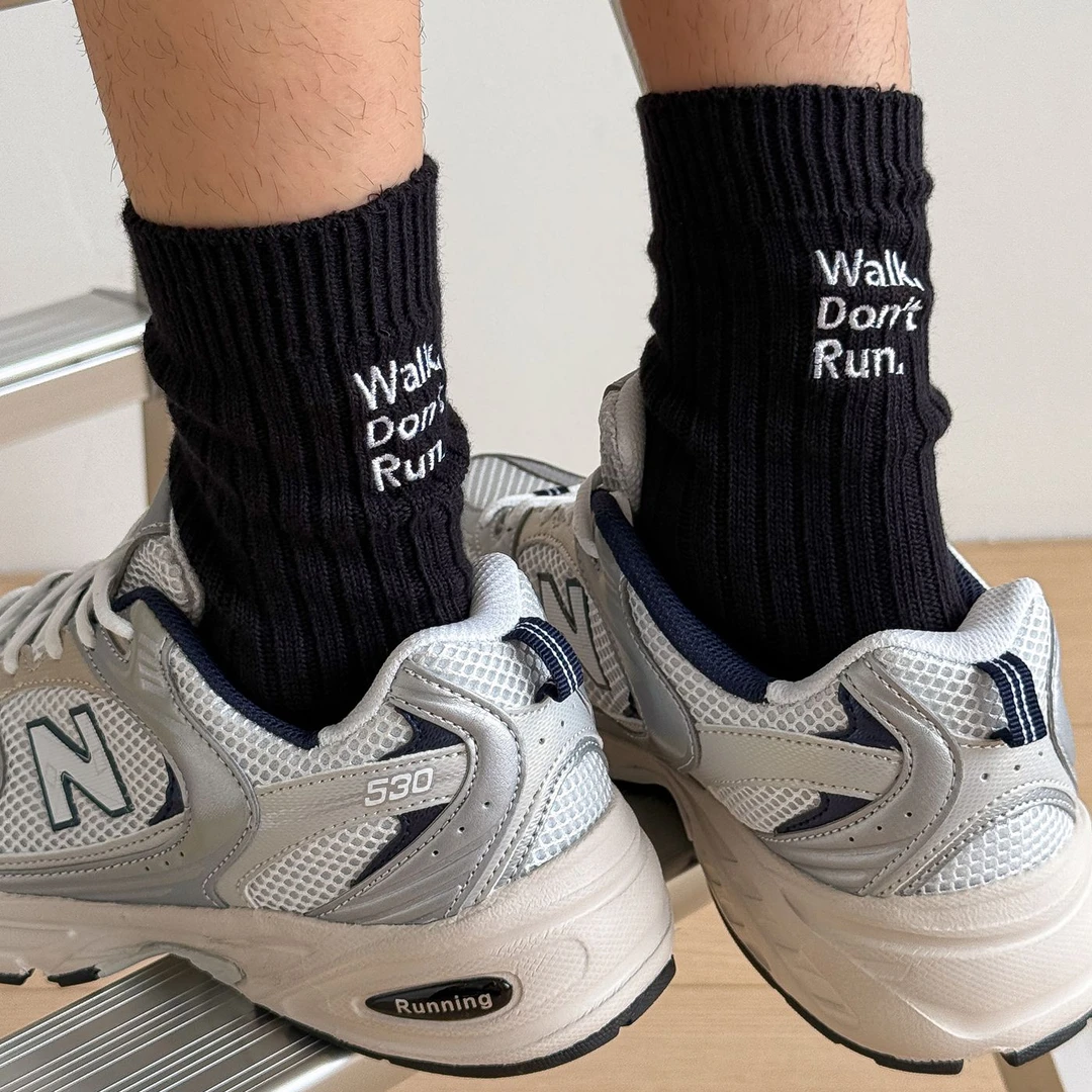 黑色袜子男士粗线美式中筒白色堆堆袜复古日系勃肯鞋灰色长袜潮流