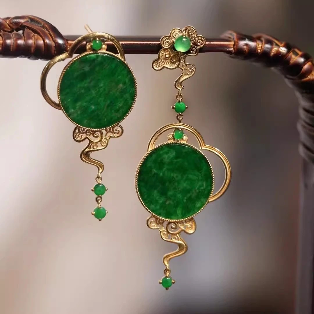 铜合金耳饰 复古金色祥云无事牌耳环新中式国潮复古感不对称耳钉