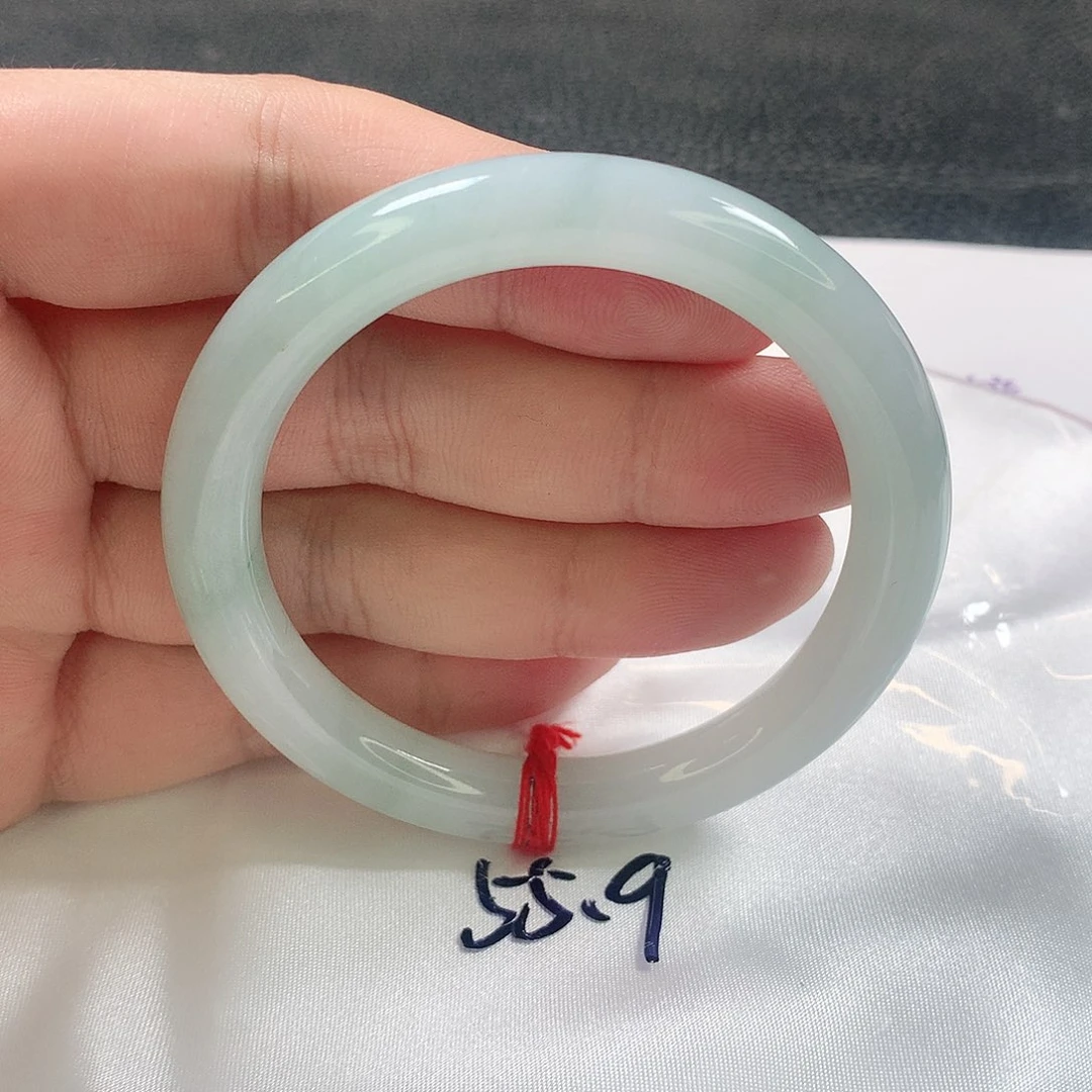 未镶嵌手镯（圆镯）翡翠331号