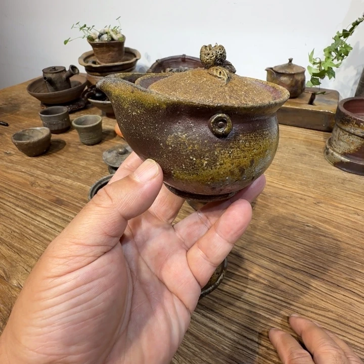 奥本丸味备前烧润物轩