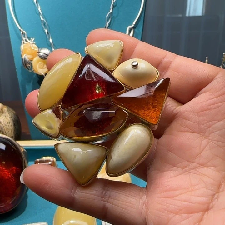 琥珀未镶嵌颈饰波兰设计款琥珀蜜蜡