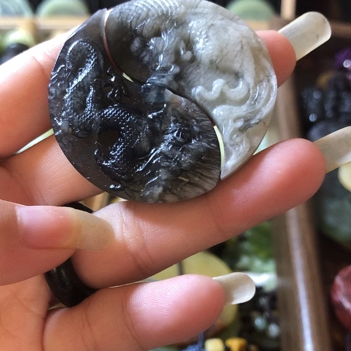 岫玉未镶嵌岫玉挂件