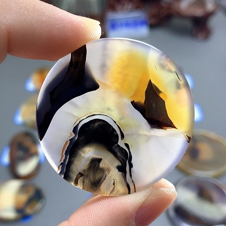 未镶嵌颈饰玛瑙/玉髓