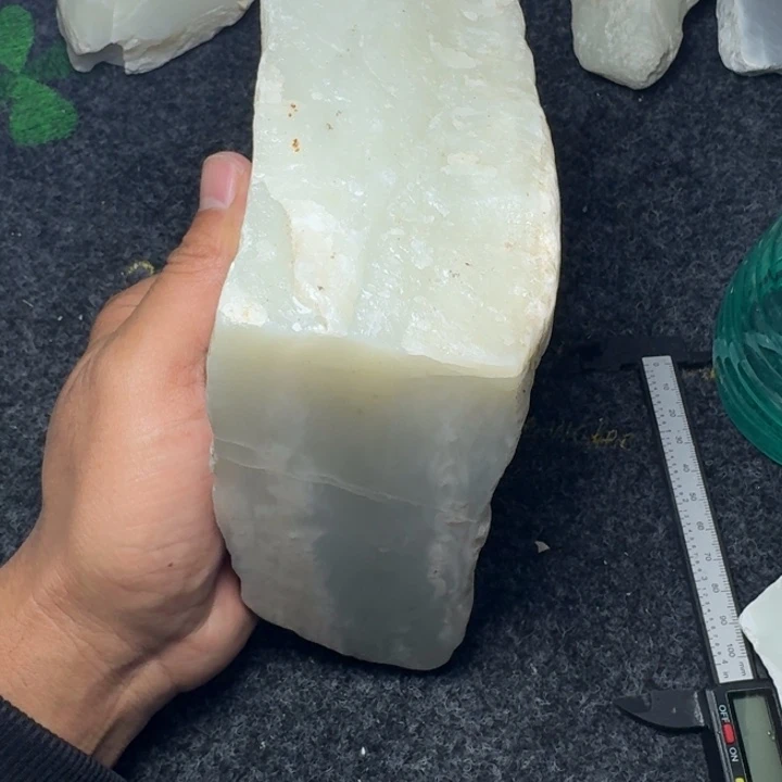 和田玉（糖玉）未镶嵌珠宝半成品