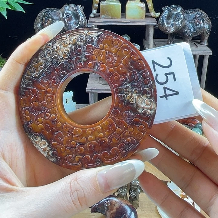 和田玉（糖玉）未镶嵌挂件