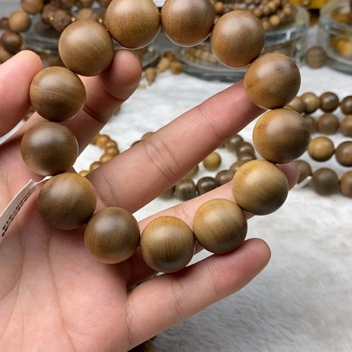 檀香木无事牌老****」印度老山檀香黑肉精品1.8