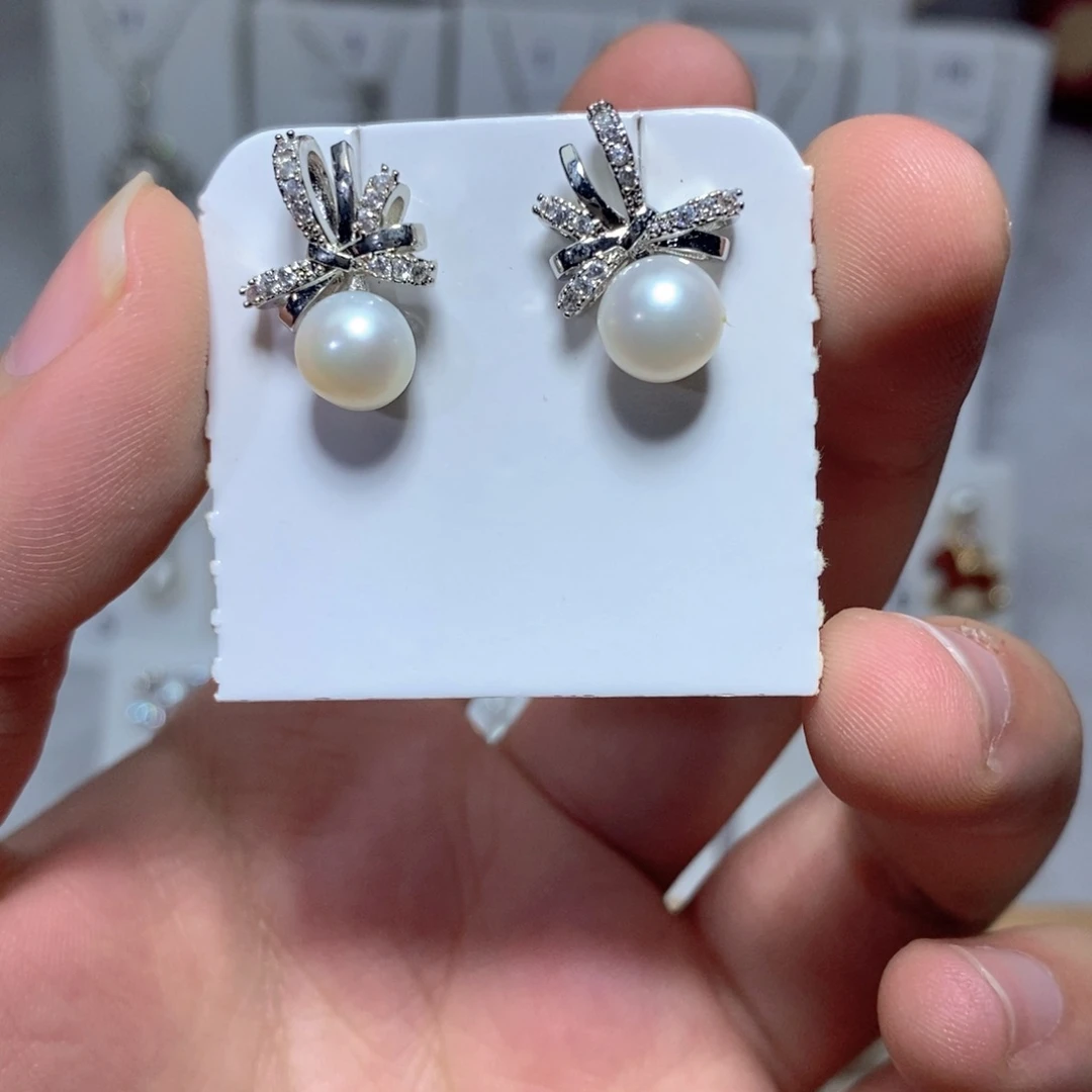 银S925镶嵌淡水珍珠耳饰