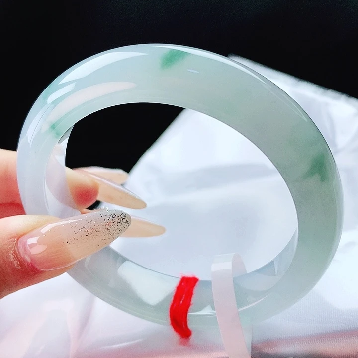 翡翠未镶嵌手镯54圈