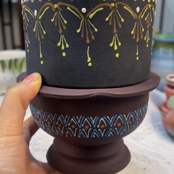 景德镇陶瓷研究所希****嘻