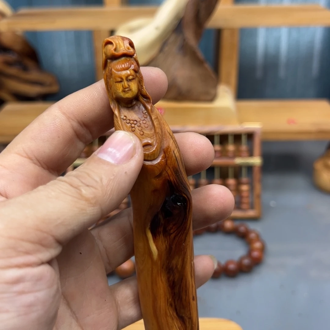 释****木崖柏木摆件手把件